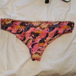 Reversible bikini bottom